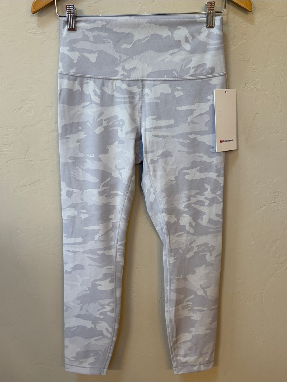 Lululemon Wunder Under Camo High Rise 25” Tights Leggings Size 8 NWT